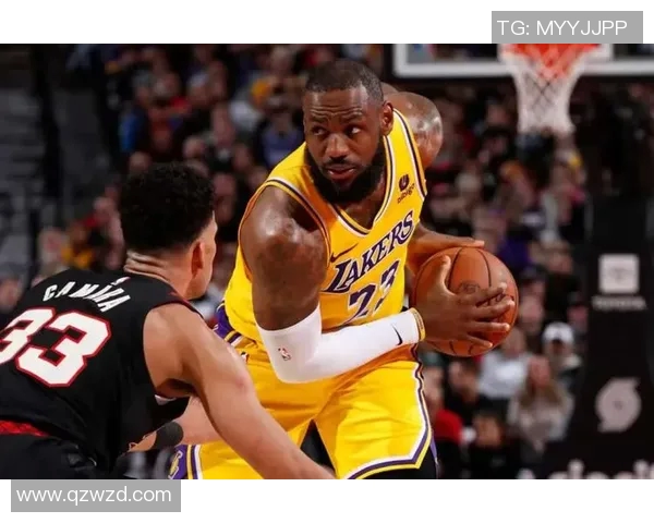 詹姆斯首秀尽显神准手感,三分球狂飚10中5带领湖人大胜对手